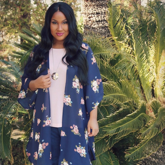 Other - 1x/2x New Plus Size Blue Floral Kimono